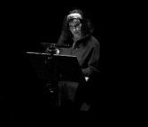 Live- Sprecherin auf der Bühne: Brigitte Kahn