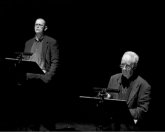 Live- Sprecher auf der Bühne: Thomas Hölzl und Gunter Cremer